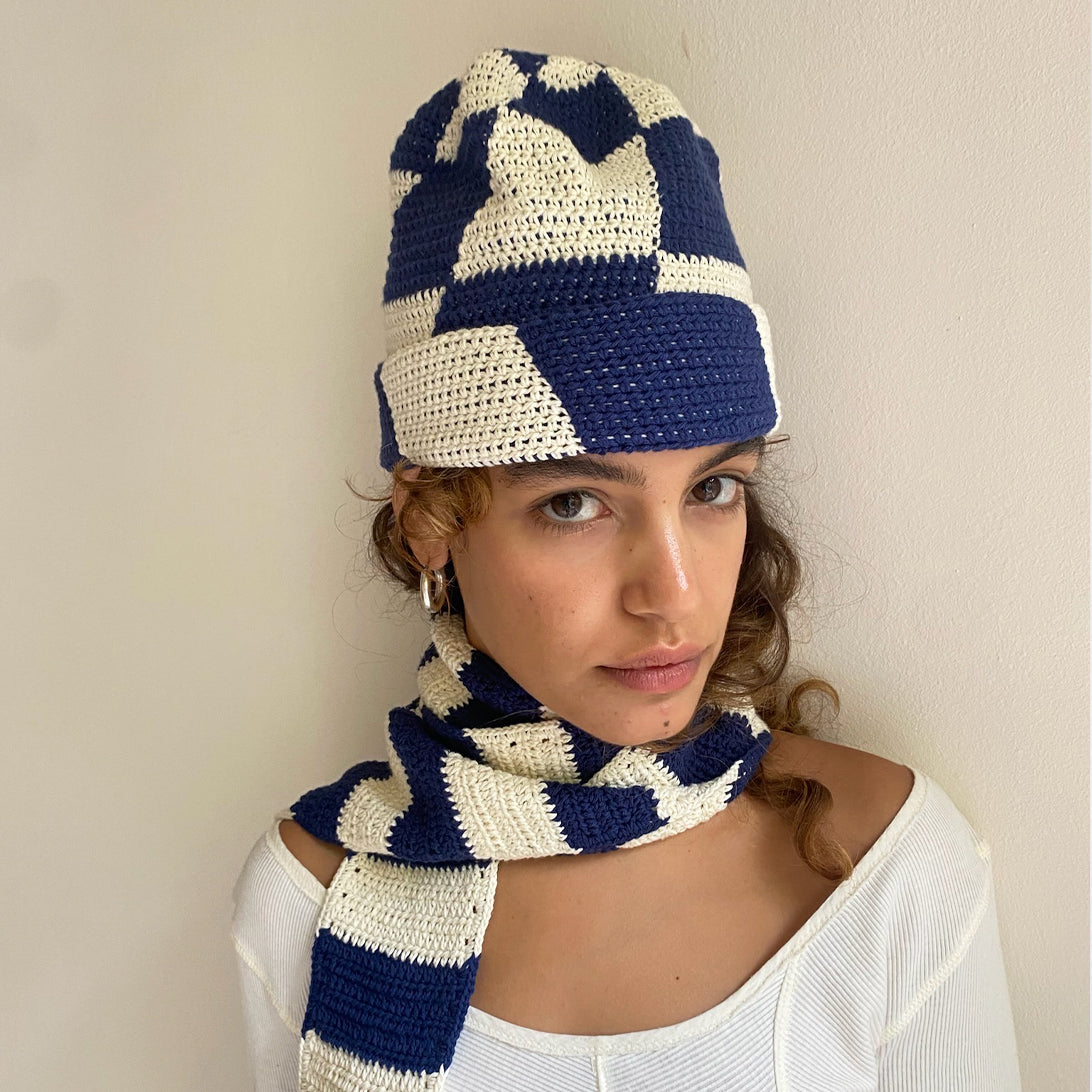 Maxi Check Beanie - Navy