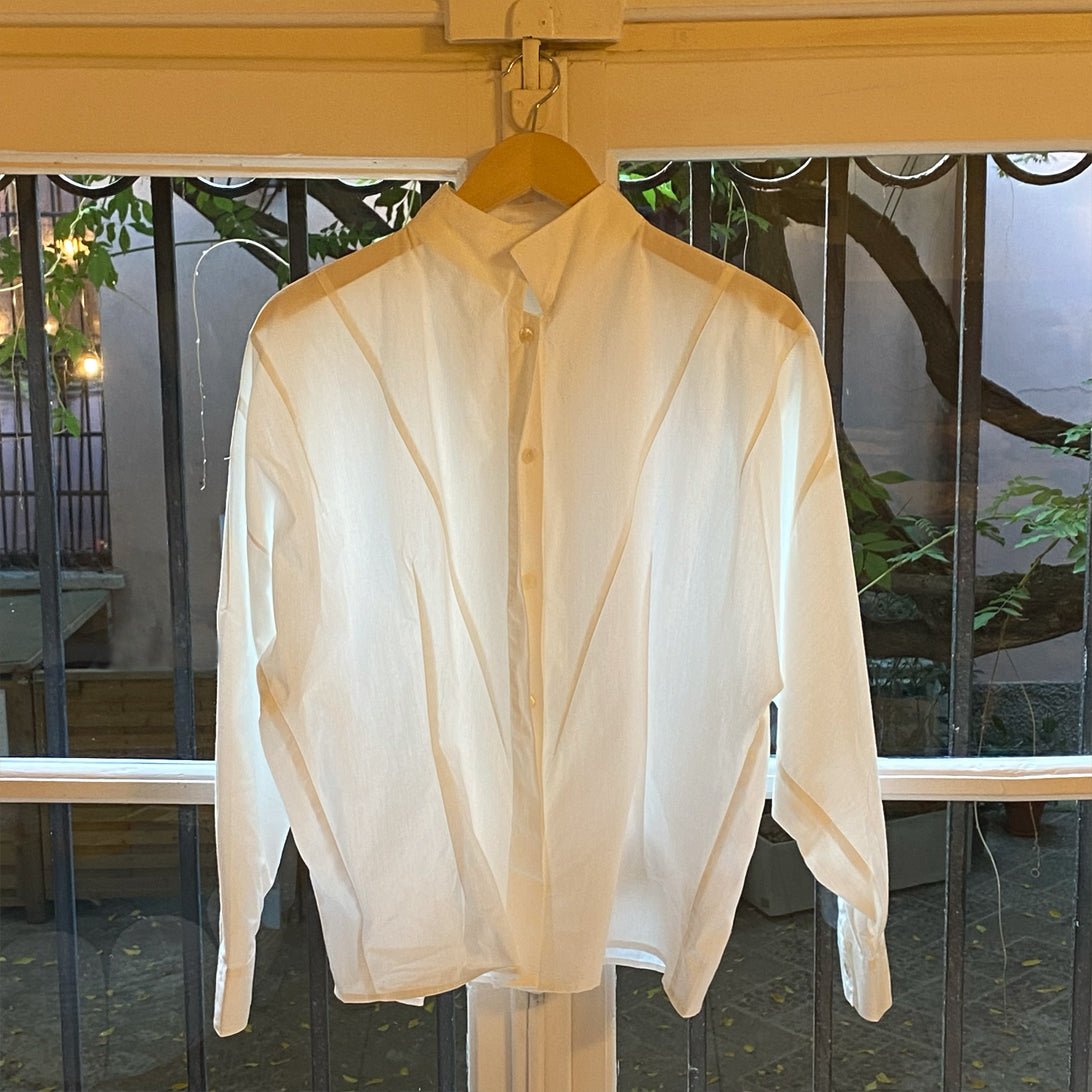 V Shirt - Classic White